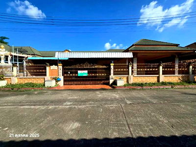 Houses for sale Kamphaengphet Pittayakom School : HOME for sale  Nong Pling Muang Kamphaeng Phet Kamphaeng Phet