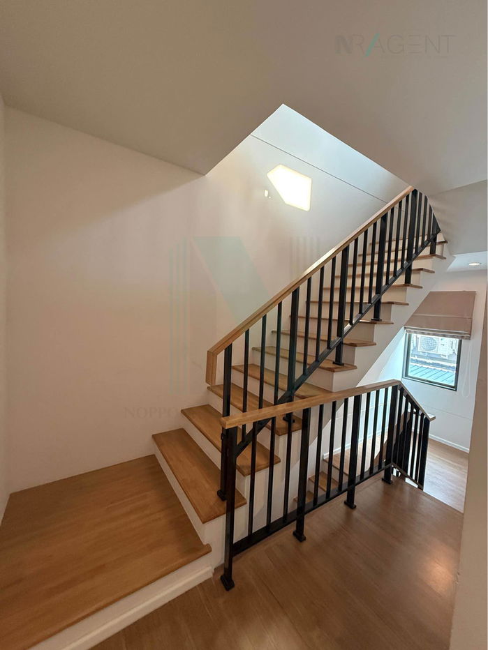 รูป 📌 ขายทาวน์โฮม โครงการ บ้านกลางเมือง บางนา-วงแหวน 3 ชั้น 3 ห้องนอน 3 ห้องน้ำ - รูปที่ 6/8