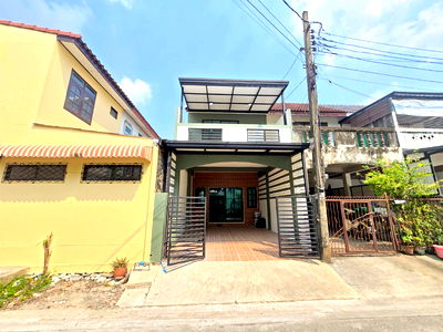 ทาวน์โฮม นิคมบางชัน : ทาวน์เฮ้าส์2ชั้น หมู่บ้าน ร่มเย็น 5 รีโนเวทใหม่ทั้งหลัง ทำเลดี ใกล้รถไฟฟ้า ถ.รามอินทรา109 พระยาสุเรนทร์ 9 บางชัน คลองสามวา