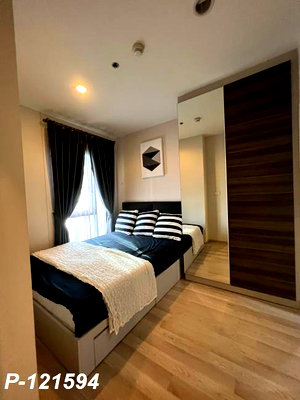 Condos for sale : P-121594 Pool View 1 Bed Centric Ratchada-Huaykwang Near MRT 3.9M | Line Id @easythaihome | +66(0)85-592-2897