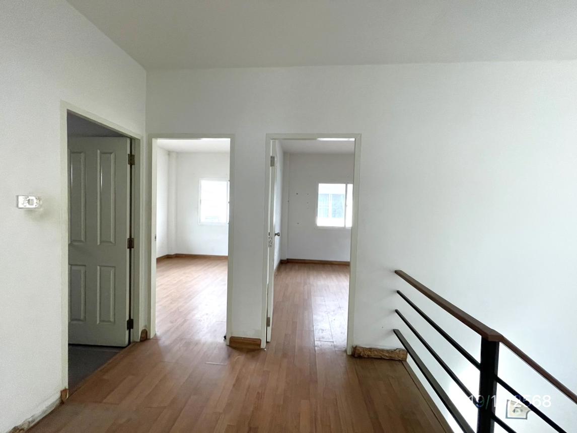 picture HOME for sale Bung Si Racha Chonburi - 32/44