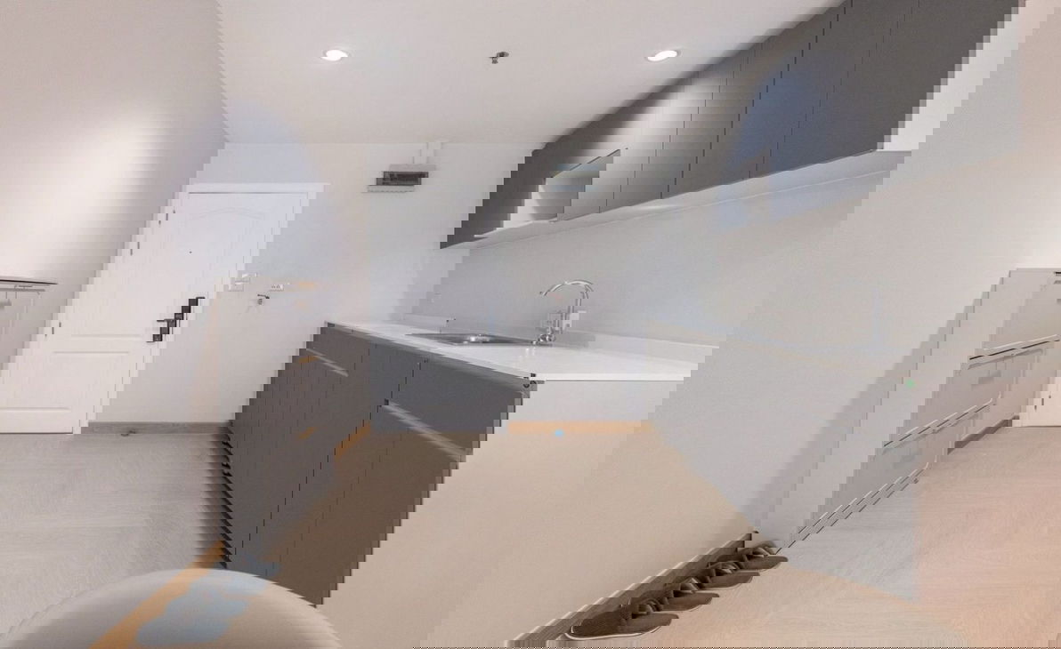 รูป ให้เช่าด่วน 🔥 Grand Park View | ทำเลดีมาก | ห้องสวย สไตล์โมเดิร์น | ใกล้ MRT สุขุมวิทเพียง 600 เมตร | - รูปที่ 13/18