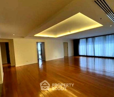 ขายคอนโด : คอนโด 3-ห้องนอน ที่ ลา ซิตต้า ทองหล่อ 16 ใกล้ BTS ทองหล่อ (ID 2527410)