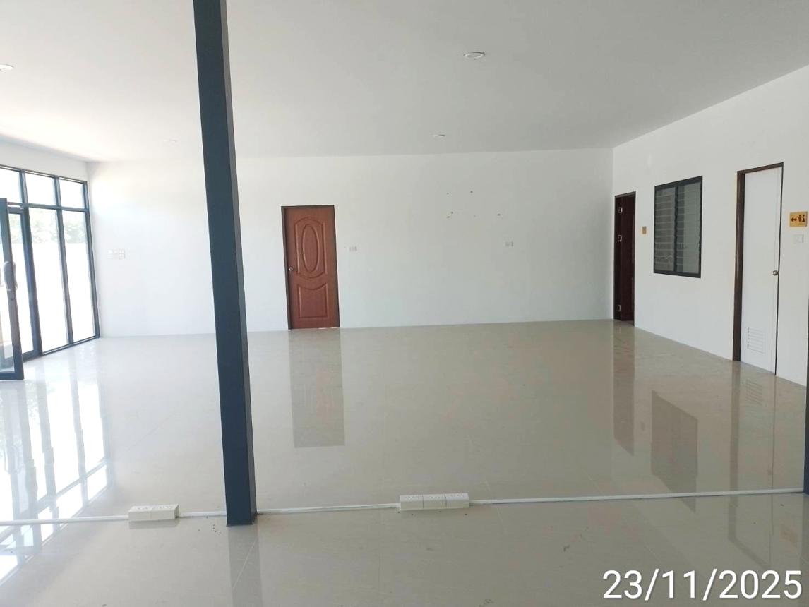 รูป โกดัง สำหรับขาย - นาจอมเทียน สัตหีบ ชลบุรี - รูปที่ 33/44