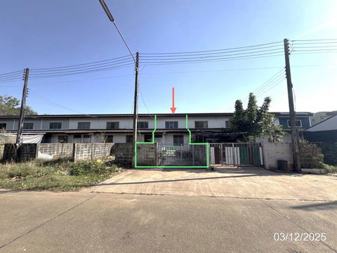 TOWN HOUSE for sale  Kram Klaeng Rayong