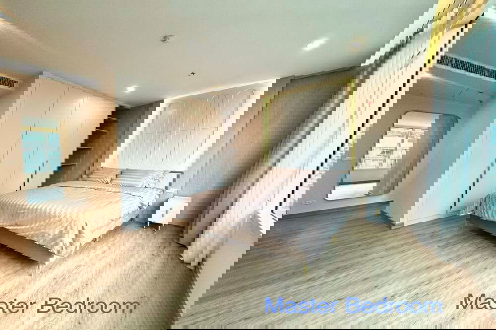 รูป 🔥 สำหรับเช่า !! ห้องนั่งเล่นกว้าง, ชั้นสูง 14++ !!🔥 Code C20260200033.......The Royal Saladaeng, 2 ห้องนอน, 2 ห้องน้ำ, แต่งครบ, พร้อมเข้าอยู่ 📣📣 - รูปที่ 7/10