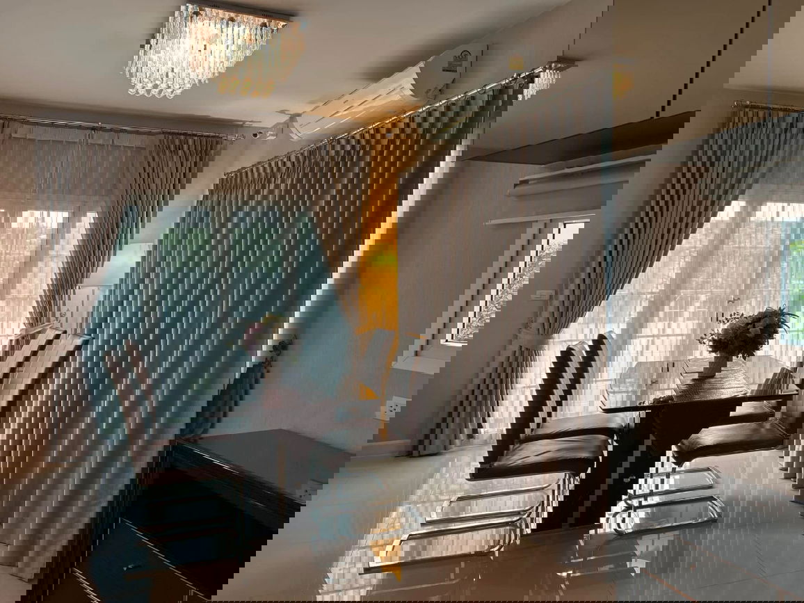 รูป  ให้เช่าบ้านหรู บุราสิริ ปัญญาอินทรา | สไตล์ยุโรป ติดทะเลสาบ - รูปที่ 5/36