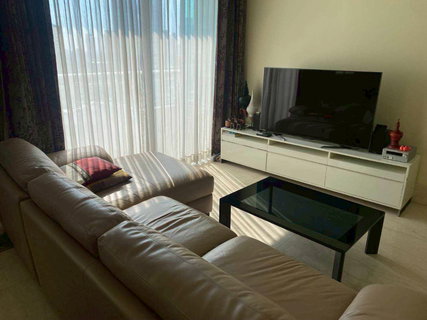 รูปภาพ SL054/Luxury condo for rent in the heart of Sathorn, large room 100 sq m, next to BTS Chong Nonsi, view of green area, quiet.