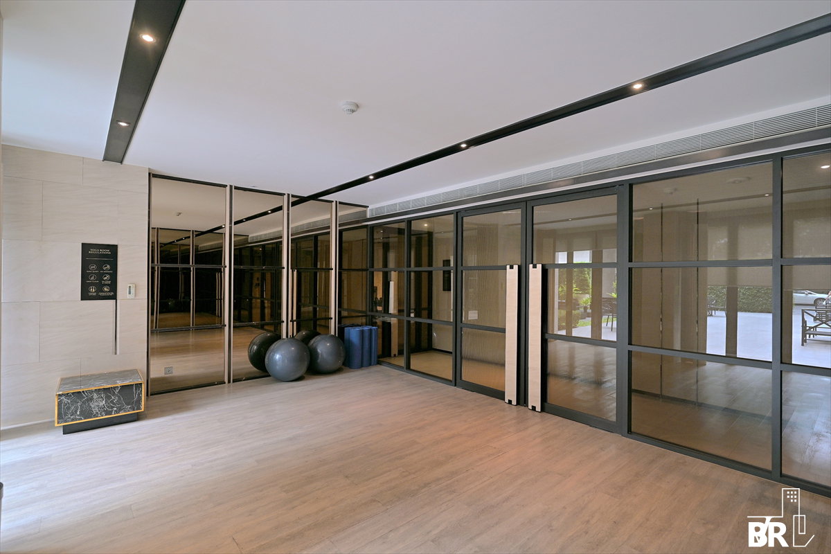 รูป 🚀 Hot Luxury Unit in Prime Sukhumvit 61 - The Reserve Sukhumvit 61 Near Bts Ekkamai - รูปที่ 4/8