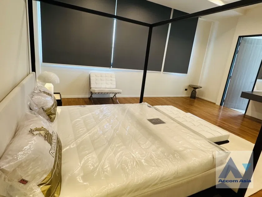 picture 🔼🔽 AccomA 📩  3 BR House in Khlong Toei Nuea (AA35389) - 15/20