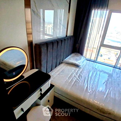 Condos for rent : 29th-Floor 1-BR 28 Sqm Condo At Regent Home Bangna Near BTS Bang Na (ID 2583448)