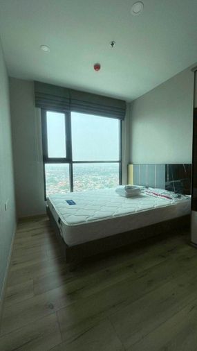 บริกซ์ คอนโดมิเนียม 1B1B ชั้น 30 ขนาด 28 ตร.ม เช่า 14,000 บาท/เดือน Ready to move in