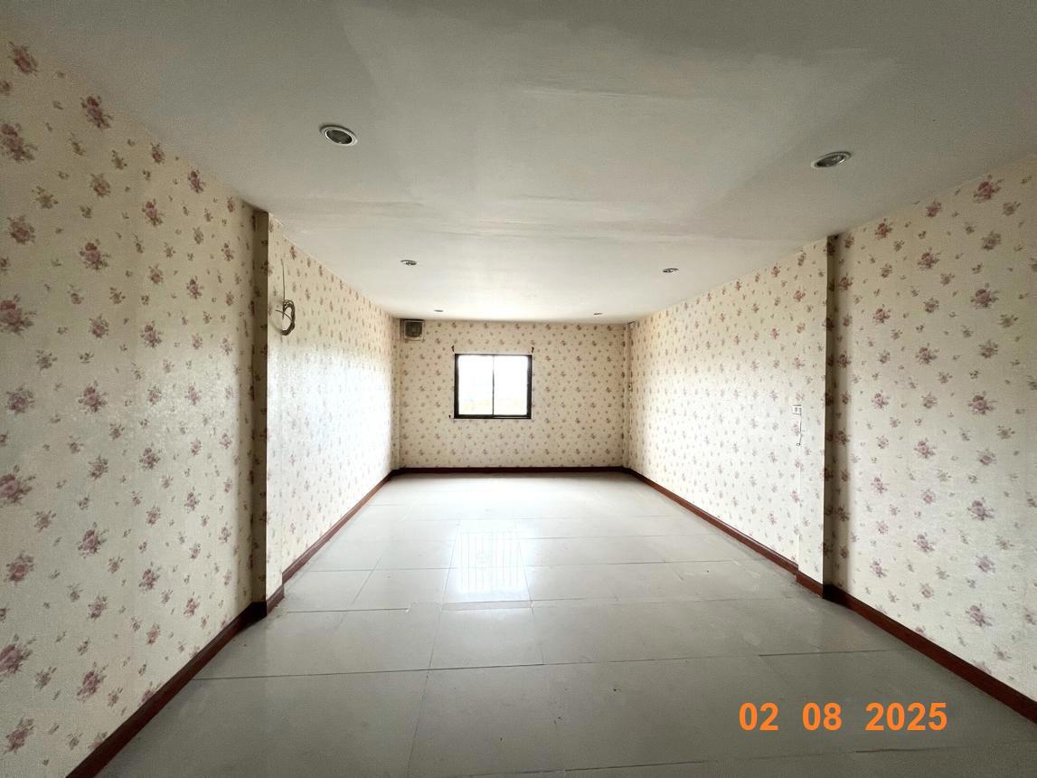 รูป อาคารพาณิชย์ สำหรับขาย - บ่อวิน ศรีราชา ชลบุรี - รูปที่ 26/32