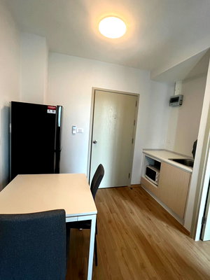 Condos for rent : Rare find! 🔥 800 meters from the Yellow Line MRT, Mahadthai Station 📢 Line id : @085pucam 🎯 YKP Rental Condo