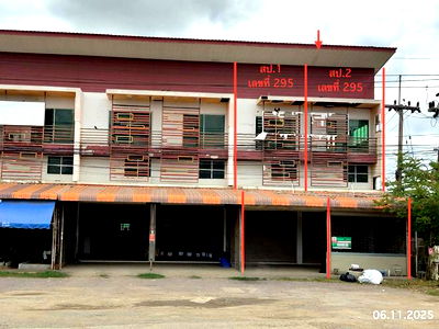 Shophouses for sale Phrae : SHOP HOUSE for sale  Sop Sai Sung Men Phrae