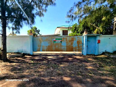 Houses for sale Lan Sak Uthai Thani : HOME for sale  Thung Na Ngam Lan Sak Uthai Thani