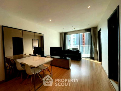 คอนโดให้เช่า : คอนโด 1 ห้องนอน Sky Walk Residences ใกล้ BTS พระโขนง 200 ม. ชั้น 24 ขนาด 52 ตร.ม. (ID 2366609)