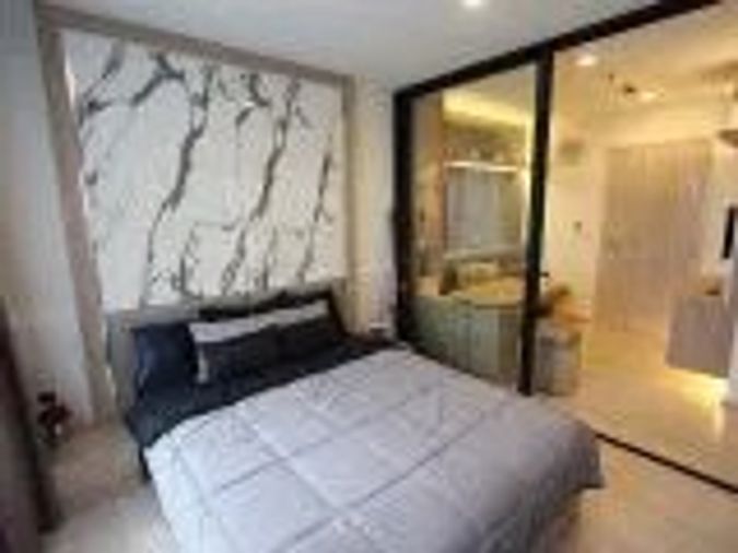 ให้เช่าคอนโดไลฟ์ อโศก ใกล้ MRT เพชรบุรี (Life Asoke) เฟอร์ครบ + พร้อมอยู่ Line ID : @ProPlus