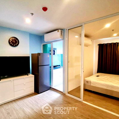 คอนโดให้เช่า : คอนโด 1-ห้องนอน ที่ รีเจ้นท์ โฮม บางนา ใกล้ BTS บางนา (ID 2574974)