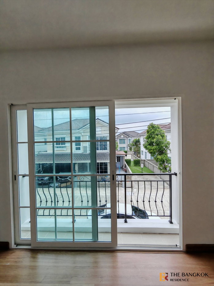 รูป 🏡 Beautiful Modern Home in Bangna Prime Location - Golden Neo Bangna-Suan Luang - รูปที่ 6/8