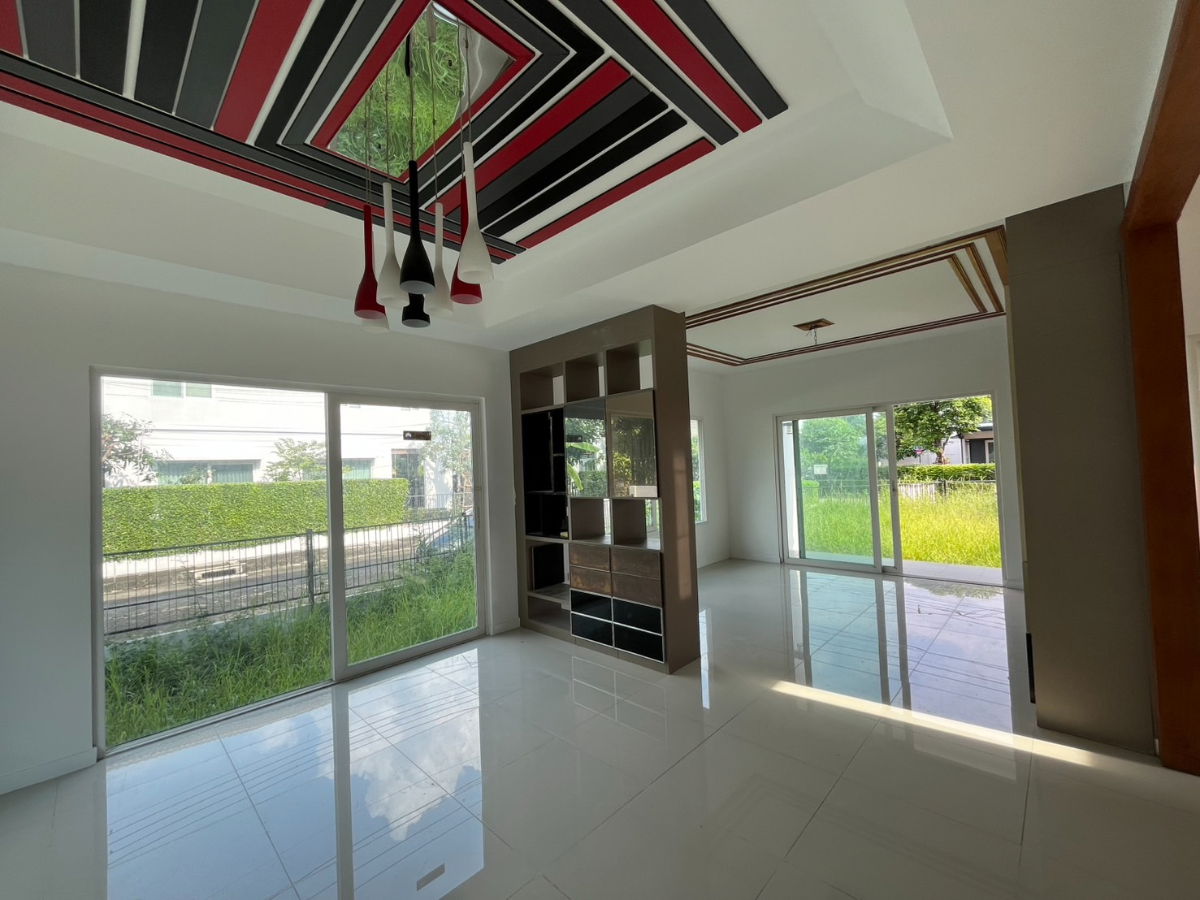 รูป ขายด่วน! บ้านเดี่ยว 2 ชั้น โครงการ พฤกษ์ลดา3 (หลังมุม) (Renovate) ซอย7 ถนนพระองค์เจ้าสายคลอง4 ตำบลลาดสวาย อำเภอลำลูกกา ปทุมธานี (ราคา 5,225,000 บาท ) - รูปที่ 13/24