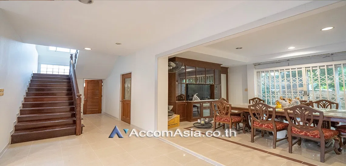 รูป 🔼🔽 AccomA 📩 Spacious detached house with large balcony and natural light in Sukhumvit area (2318119) - รูปที่ 8/20