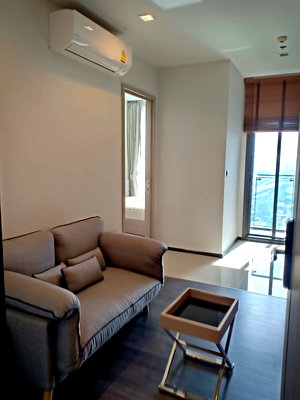 คอนโดให้เช่า : R016/ให้เช่าคอนโดชั้นสูง วิวเมืองโล่ง The Line Asoke – Ratchada เพียง 17,000 บาทต่อเดือน