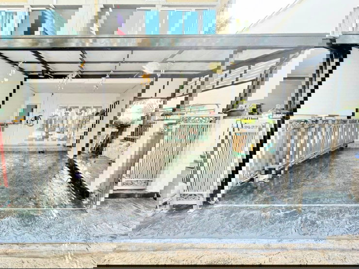 ทาวน์โฮมให้เช่า : ให้เช่าเบล็ส ทาวน์ ศรีนครินทร์-หนามแดง (Bless Town Srinakarin-Namdang) ใกล้ MEGA บางนา