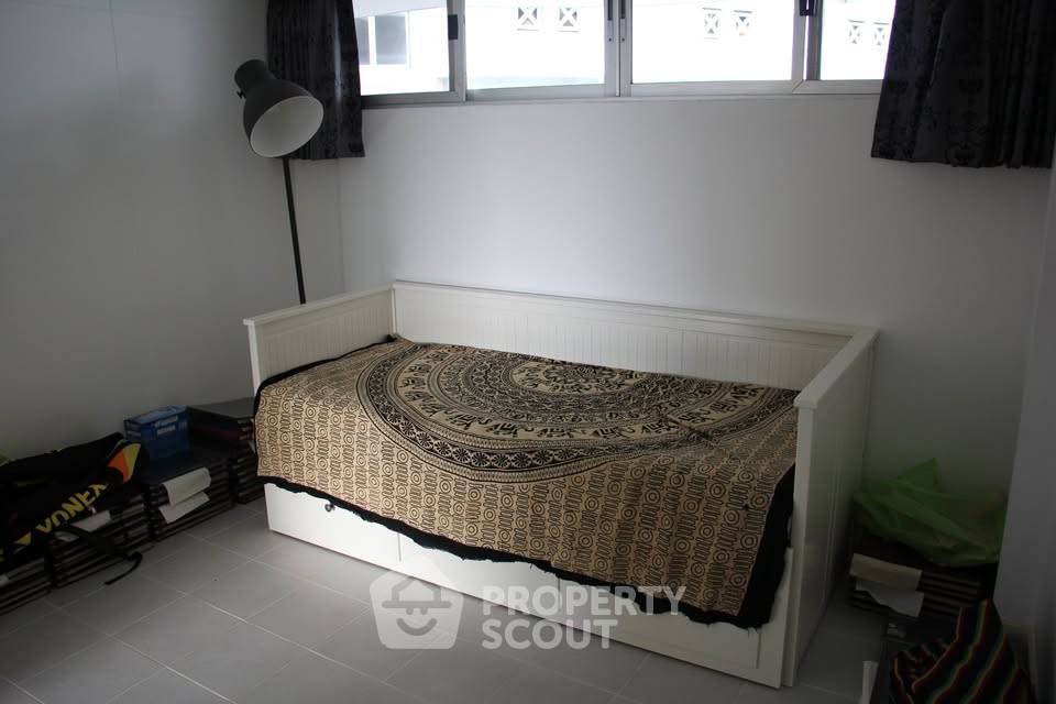 รูป ขายด่วนโดยเจ้าของ | คอนโด Freehold 2 ห้องนอน ขนาดใหญ่ | ไม่มีเสียงรบกวนจากถนน | เสียงนกร้อง | สวน | สระว่ายน้ำคุณภาพเยี่ยม | ใกล้สุขุมวิท | MRT สนามไชย(สายสีส้ม เปิดปี 2027) (ID 2128668) - รูปที่ 8/20