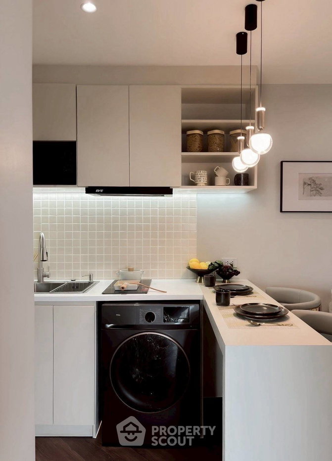 picture 2-BR Condo at Thaweephol Tower in Chang Phueak (ID 2242577) - 18/20