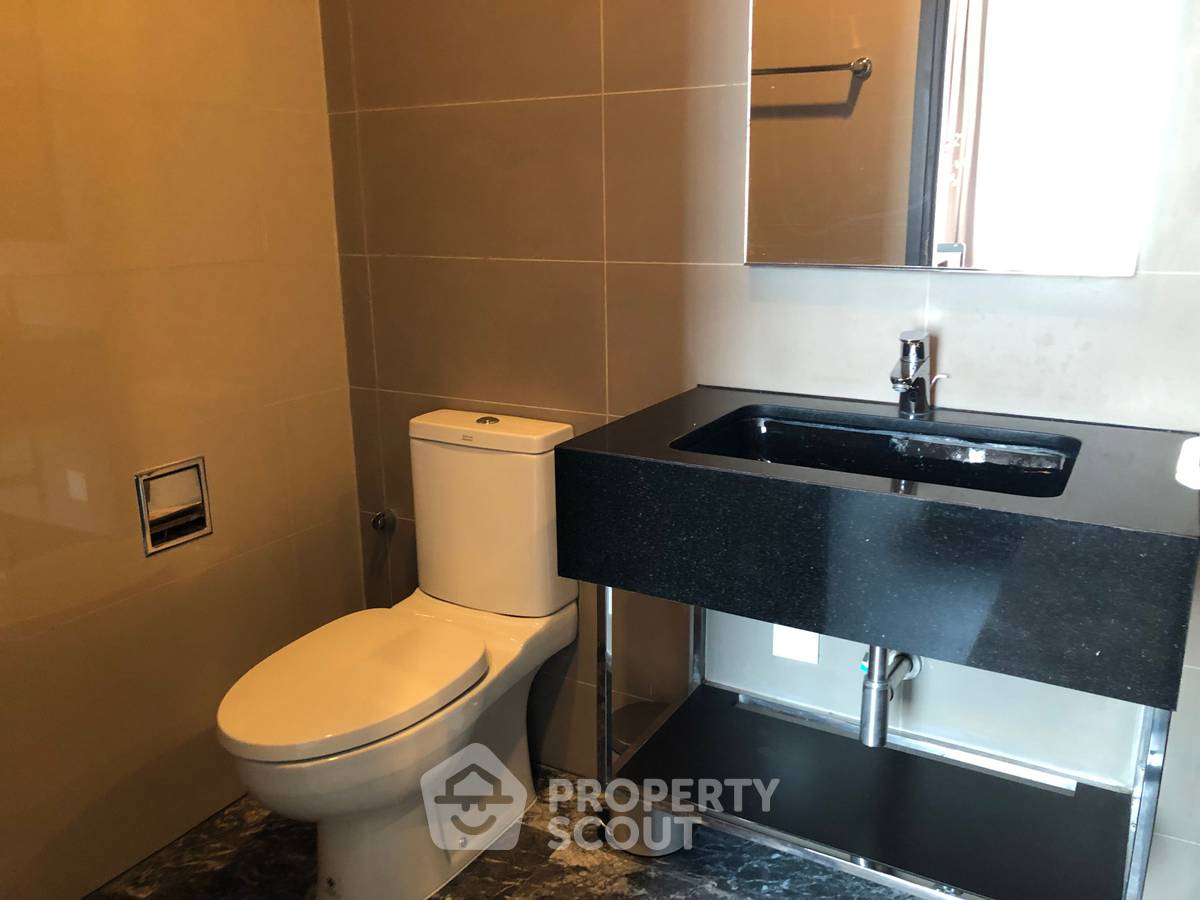 picture 1-BR 42 Sqm Condo At The Edge Sukhumvit 23 Near MRT Sukhumvit (200m) (ID 1388547) - 8/9
