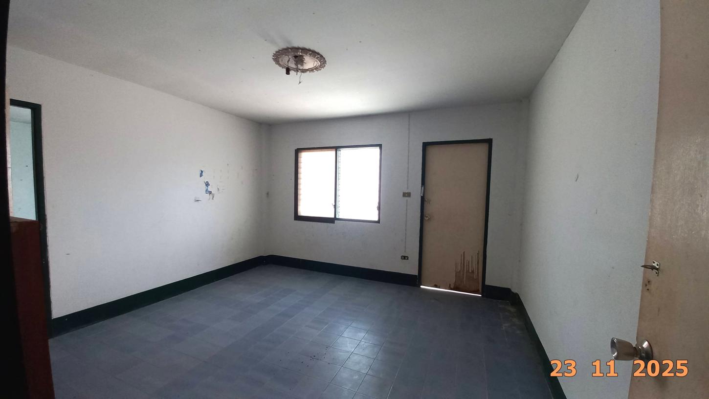 รูป ทาวน์เฮ้าส์ สำหรับขาย - บางเสร่ สัตหีบ ชลบุรี - รูปที่ 18/26