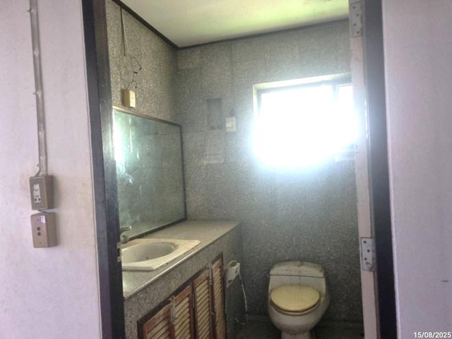 รูป อาคารสำนักงาน สำหรับขาย - วังศาลา ท่าม่วง กาญจนบุรี - รูปที่ 12/54