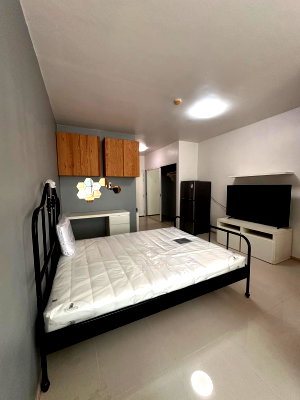 Condos for sale : For Sale A Space Sukhumvit 77 *fully furnished*