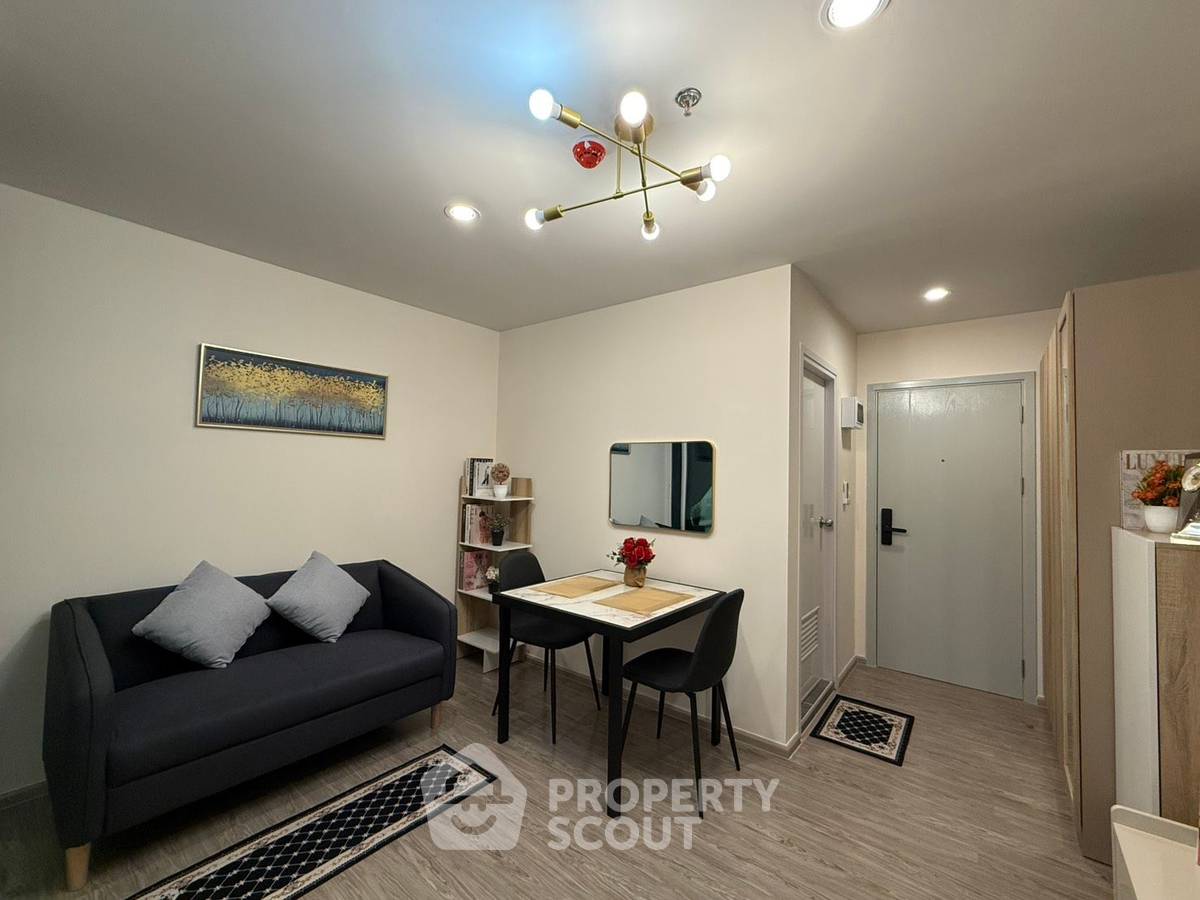รูป คอนโด 1-ห้องนอน ที่ รีเจ้นท์ โฮม บางนา ใกล้ BTS บางนา (ID 2418767) - รูปที่ 3/8