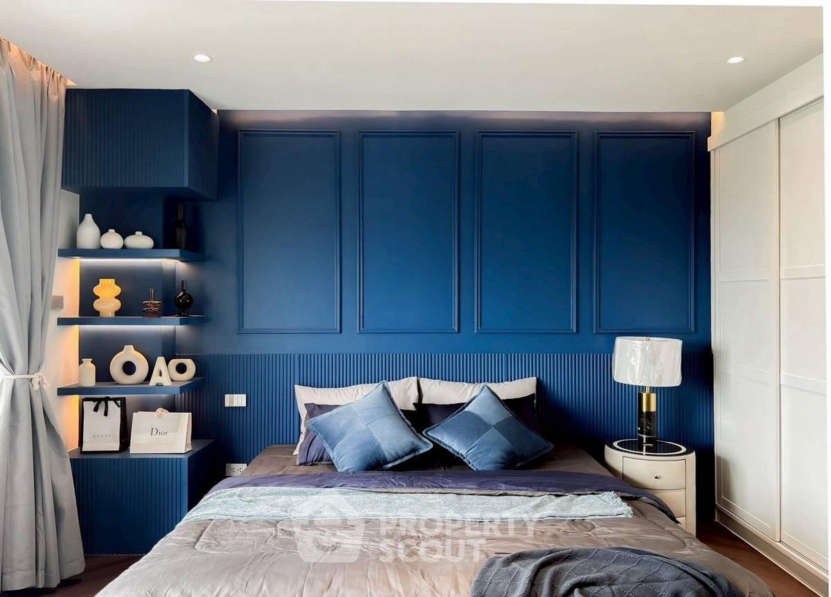 picture 2-BR Condo at Thaweephol Tower in Chang Phueak (ID 2242577) - 5/20