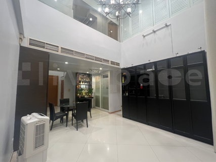 รูปภาพ ▚ LG172ツ For Rent: The Empire Place 2BR Duplex 108sqm 🏙️✨ Grand Duplex, Best Price Guaranteed in the Building! Prime Sathorn CBD, Ready to Move In!