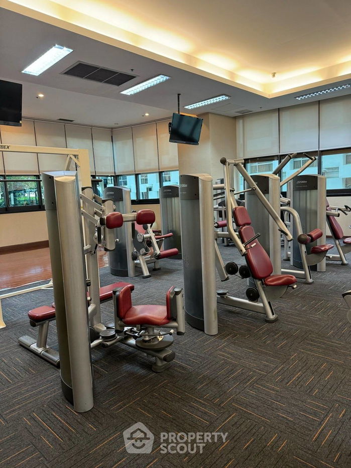 รูป คอนโด 1-ห้องนอน ที่ เพรซิเดนท์ เพลส ใกล้ BTS ชิดลม (ID 1987091) - รูปที่ 8/10