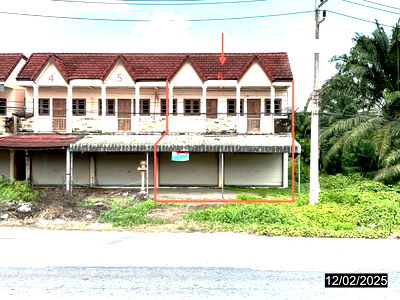 Shophouses for sale Surat Thani : SHOP HOUSE for sale  Ton Yuan Phanom Surat Thani