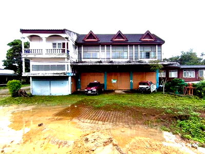 Shophouses for sale Mae Lao Chiang Rai : SHOP HOUSE for sale  Dong Mada Mae Lao Chiang Rai
