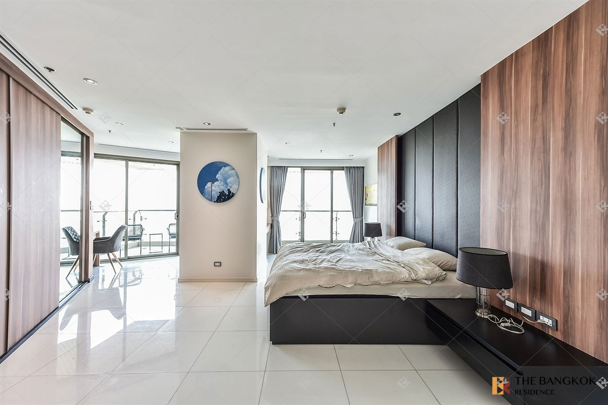 picture Spacious Unit at The Lakes ðŦ Large Balcony Park View Living ðģ - 6/15