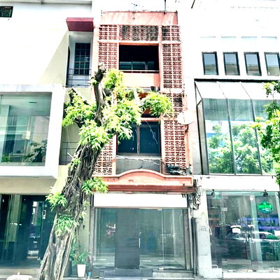 เช่าอาคารพาณิชย์ เทสโก้โลตัส เอ็กตร้า พระราม 4 : ให้เช่าอาคารพาณิชย์ ติดหน้าถนนใหญ่สุขุมวิท ใกล้ Emquatier 