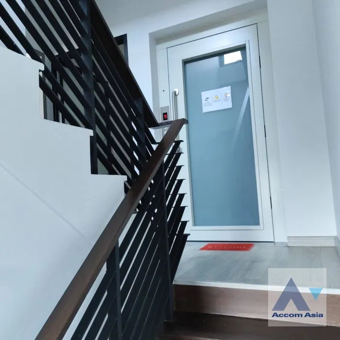 picture 🔼🔽 AccomA 📩 Home Office 6 BR Townhouse @The Pride Sukhumvit 77 (AA42673) - 12/13