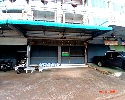 Shophouses for sale Muang Sakon Nakhon Sakon Nakhon : SHOP HOUSE for sale  That Choeng Shum Muang Sakon Nakhon Sakon Nakhon