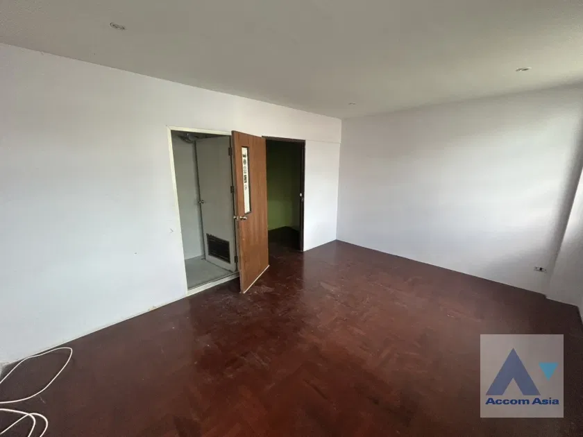 รูป 🔼🔽 AccomA 📩 Home Office 6 BR Townhouse in Khlong Tan Nuea (AA44904) - รูปที่ 2/12
