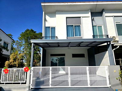 Townhouses for rent Zeer Rangsit : FOR RENT  TOWNHOUSE PROPERTY  22000 BAHT per MONTH