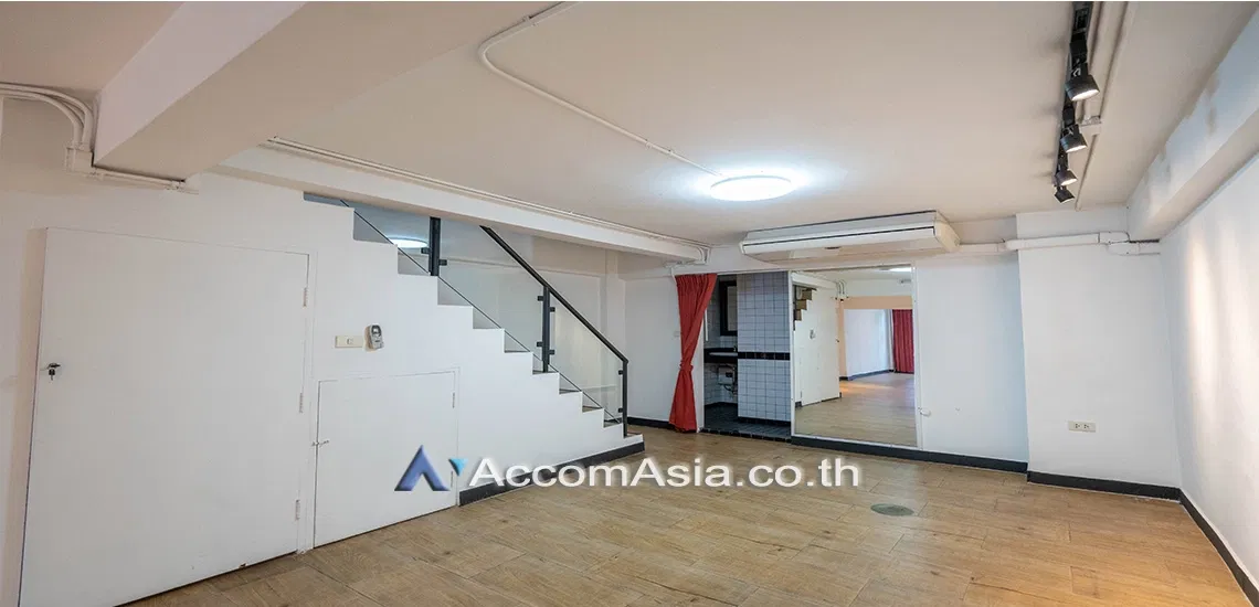 รูป 🔼🔽 AccomA 📩 Townhouse with Home Office setup and 3 Bedrooms near MRT Lumphini (AA16931) - รูปที่ 5/18