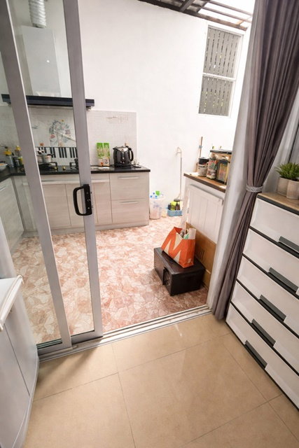 รูป เช่าทาวน์โฮม 2 ชั้น 4นอน รามคำแหง 156-158 บิ๊กซี เคหะร่มเกล้า 1.2 กม. ซอยมิสทีน 2น้ำ 22 ตร.ว. 170 ตร.ม. จอดรถ 2 คัน เฟอร์ฯครบ - รูปที่ 7/8