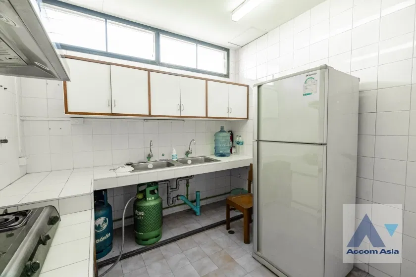 รูป 🔼🔽 AccomA 📩 Private Swimming Pool,Garden 4 BR House in Phra Khanong Nuea (1914879) - รูปที่ 19/20