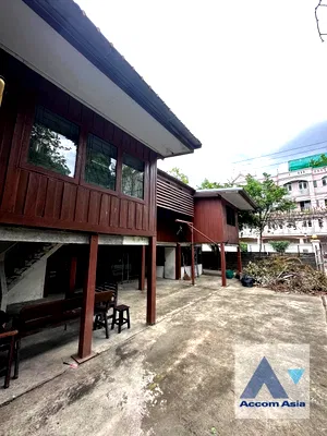 Houses for rent ViMUT Theptarin Rama 4 Hospital : 🔼🔽 AccomA 📩  0 BR House in Khlong Tan Nuea (AA39585)